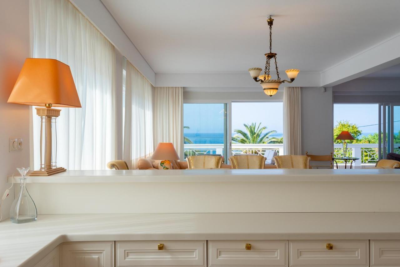 Kamariyo Athens Riviera * Palaiá Fókaia