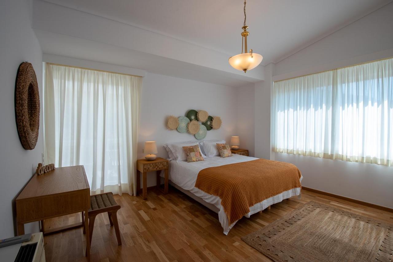 Kamariyo Athens Riviera Villa *