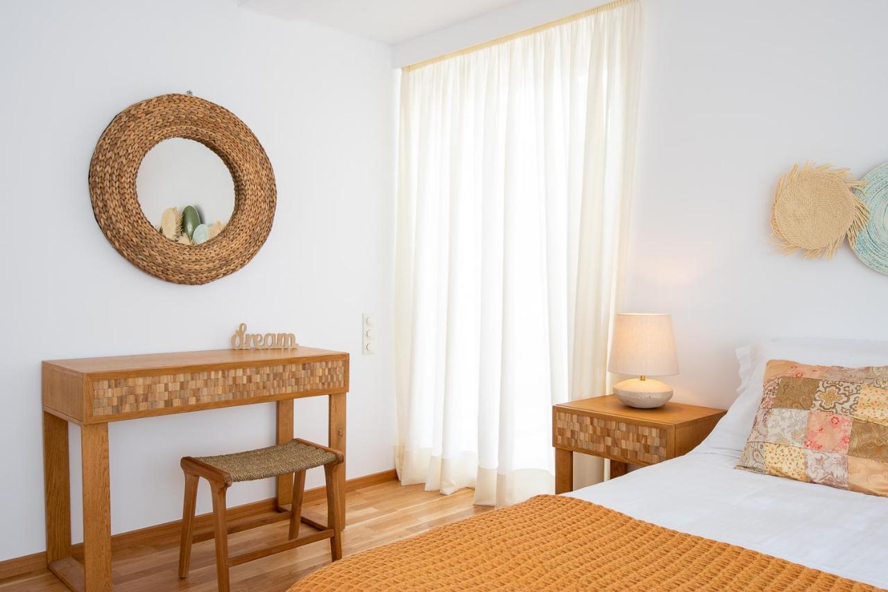Kamariyo Athens Riviera * Palaiá Fókaia